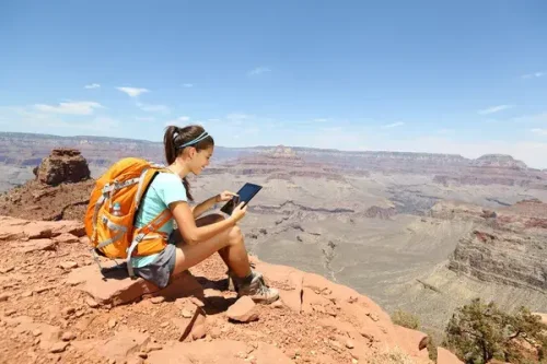 Top 19+ Best Apps That Work Without Wi-Fi While Traveling
