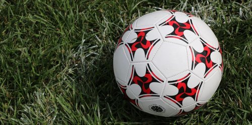 9. Tyler Dibling (Southampton), 8. Vangelis Pavlidis (Benfica), 7. Rodrigo Mora (Porto), 6. Bradley Barcola (Paris Saint-Germain), 5. Alexander Isak (Newcastle United), 4. Rodrygo (Real Madrid), 3. Viktor Gy&ouml;keres (Sporting CP), 2. Benjamin Sesko (RB Leipzig), 1. Hugo Ekitike (Eintracht Frankfurt), The Next &euro;100m Superstars: Ranking the 9 Players Set for Massive Transfers in 2025