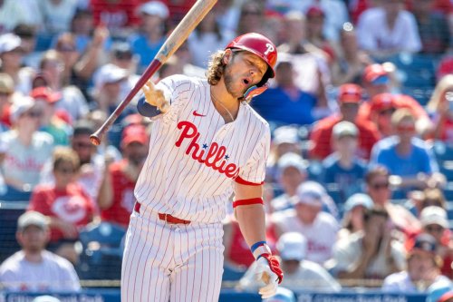 Reliever Santillan strikes out Bohm with bases loaded in the 8th, Reds beat Phillies 9-6