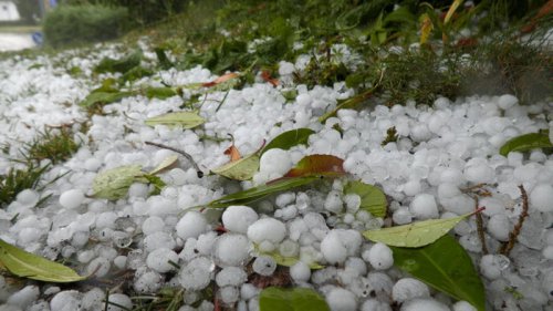 Golf ball sized hail hits Germany during heatwave
