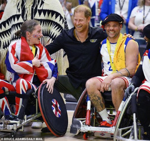 Prince Harry 'will extend olive branch to King and Prince William with invite to Invictus Games'