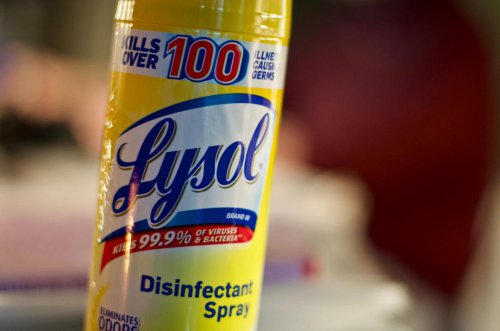Top 10+ Cleaning Supplies You Should Never Store Together (But Most People Do)