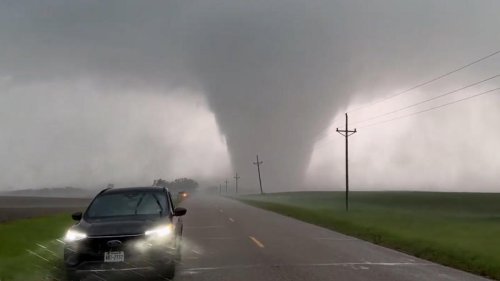 Heat stirs up high winds, deadly weekend storms in Midwest, Florida