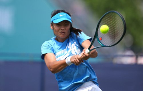 Emma Raducanu praises Wimbledon&rsquo;s &lsquo;amazing job&rsquo; over stalker&rsquo;s bid to buy tickets