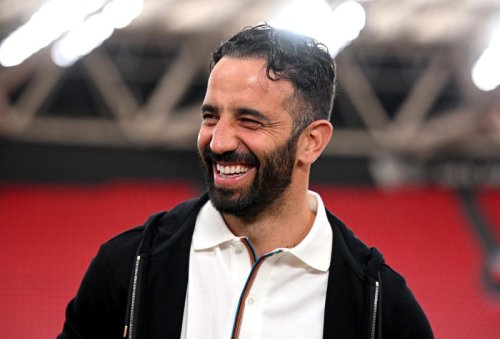 Man Utd make contact over moves for England strikers