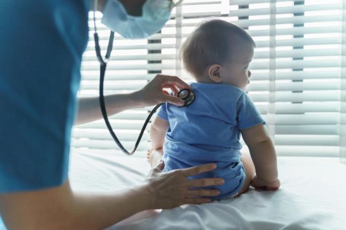 Aussie doctor reveals the two sickness 'red flags' parents need to be aware of in little kids