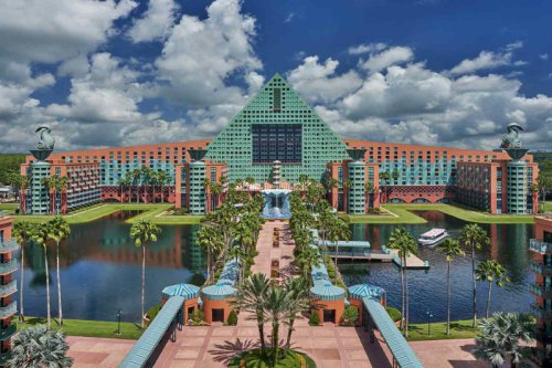 Walt Disney World&rsquo;s New Restaurant Is Enforcing a Dress Code for Diners That 'Respects' its 'Upscale Aesthetic'