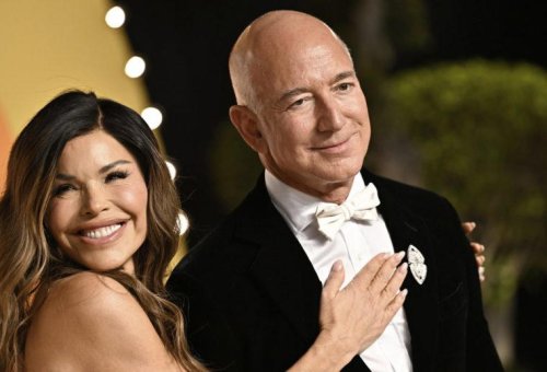 How protesters plan to disrupt the Bezos wedding&hellip;. with blow-up crocodiles