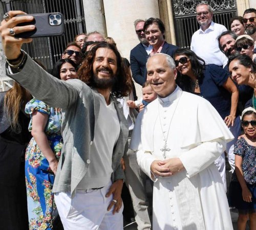 Actor Who Plays Jesus in 'The Chosen' Meets Pope Leo XIV