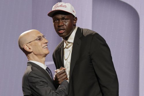 Suns add pair of 7-footers in frontcourt rebuild, highlighting slow night for NBA's Pacific Division