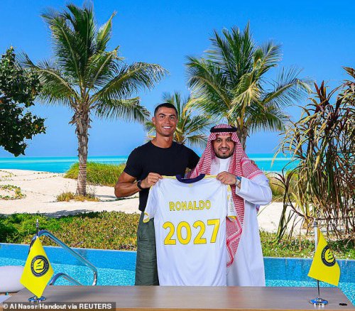 Cristiano Ronaldo signs new two-year deal with Al-Nassr to extend stay in Saudi Arabia