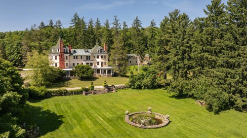 A Gilded Age Mansion Turned Psychedelic Playground Just Hit the Market