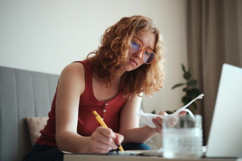 Average amount Americans have in savings, according to their age