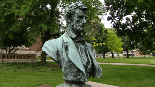 Century-old collection of statues beautifies Oshkosh and keeps history alive