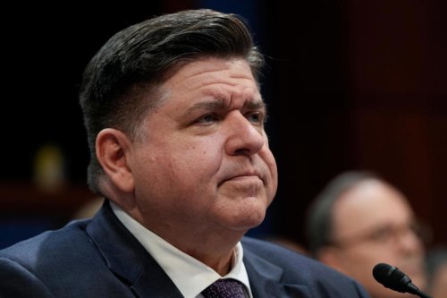 What was Pritzker's role in raising Illinois minimum wage? Governor lauds achievement during rally