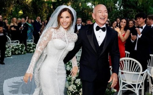 Lauren Sanchez and Jeff Bezos exchange vows