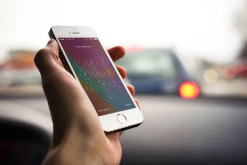 Top iPhone Security and Safety Tips for Travelers