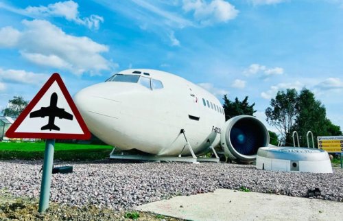 'I transformed an abandoned jet into a luxury Airbnb'