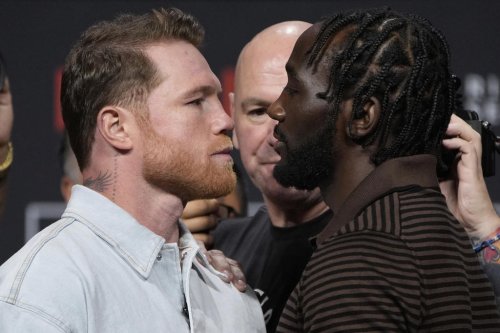 Canelo Alvarez, Terence Crawford share compliments in final stop of media tour for Sept. 13 bout