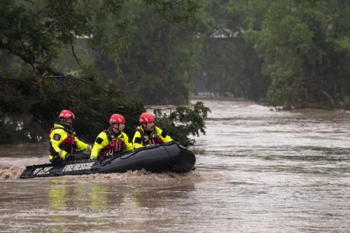 Texas flooding latest: 9 children among 27 dead while frantic search continues for missing summer camp girls