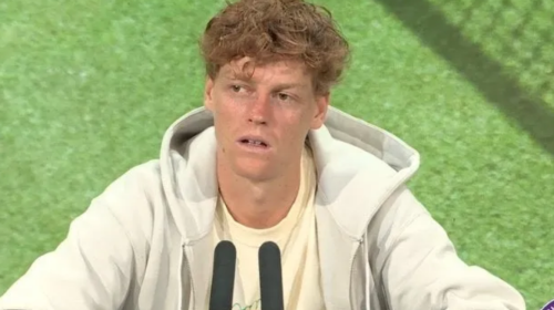 Sinner reacts to breaking Federer's Wimbledon record