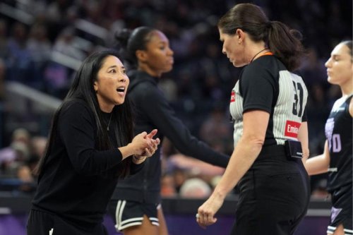 GS Valkyries Coach Gets Totally Honest on WNBA Refs After Getting Career&rsquo;s First Tech vs. Lynx