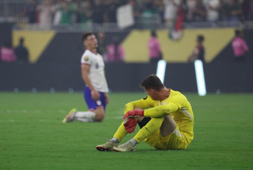 Mexico surges past young USMNT to hoist the Gold Cup again