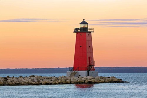 This Tiny Michigan Town Has a Historic Lighthouse, Cozy Inns, and the Largest Spring in the State&mdash;All Without the Crowds
