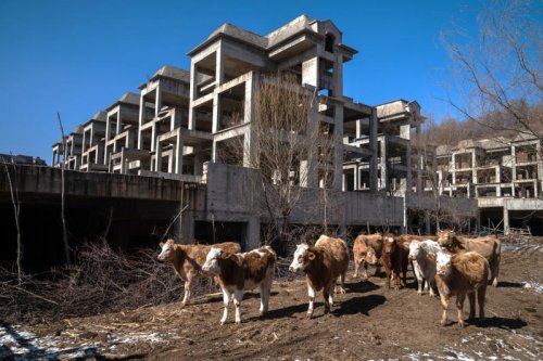 China&rsquo;s luxury hubs are turning into ghost towns