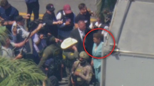 ICE in LA: Mayor Bass confronts federal agents in MacArthur Park, demands withdrawal
