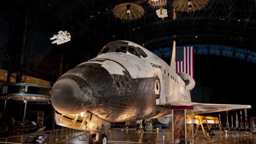 DC's Air and Space Museum could lose famous Space Shuttle Discovery under new law