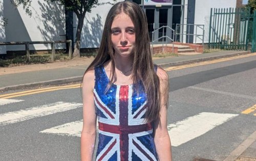 No 10 backs girl &lsquo;punished&rsquo; by school for wearing Union flag dress