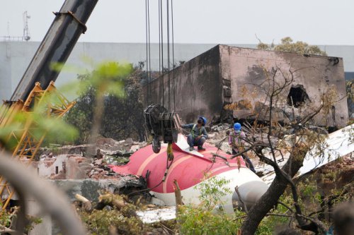 Air India crash latest: Victims&rsquo; families demand justice as India orders Boeing fuel switch checks