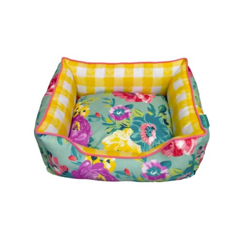 Elevated dog beds are in, and we found the perfect one hidden in The Pioneer Woman's Walmart collection for under $25