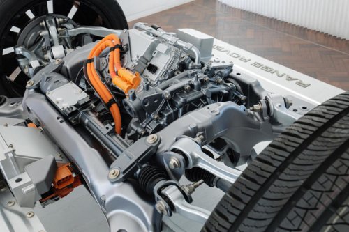 Range Rover Electric: &ldquo;Don&rsquo;t change it, just make it better&rdquo;