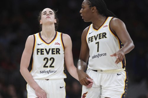 Caitlin Clark leaves with injury late in the Fever's 85-77 victory over the Sun
