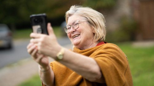 Top 20+ Ways To Help Your Parents Learn New Technology