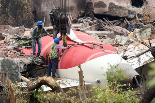 New Details in Air India Crash Probe Shift Focus to Senior Pilot