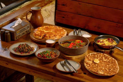Hot cheese breads and meat pies are only the start at L.A.'s best new Armenian restaurant