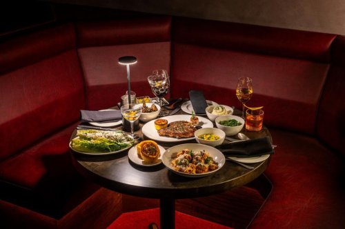 Kali&rsquo;s New Menu Recalls the &lsquo;Mad Men&rsquo; Era With Steaks and Martinis