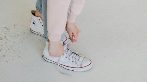 Top 10+ Shoes That Don't Last Long &amp; 10 Durable Ones That Do