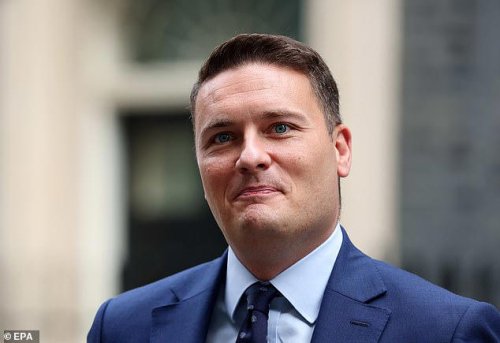 Wes Streeting could lose seat to pro-Gaza rival under Labour plans to reduce the voting age to 16