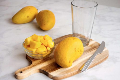 The Easiest Way to Peel a Mango, According to My Indian Mother-In-Law
