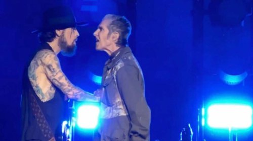80s rock band sue each other after on stage punch-up ended reunion tour
