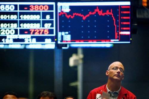 Stocks just hit a 'line of death' last reached at the peak of the dot-com bubble, veteran investor Bill Smead warns