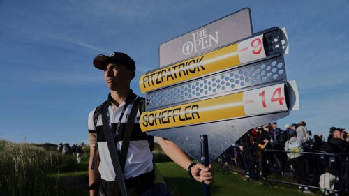 Unrelenting Scottie Scheffler leaves Open field in his wake. Can anyone catch him?