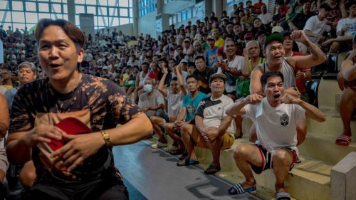 Pacquiao&rsquo;s comeback falls short as Barrios retains WBC welterweight title in majority draw