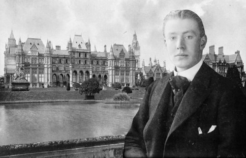 Rare photos of the world&rsquo;s most magnificent lost mansions