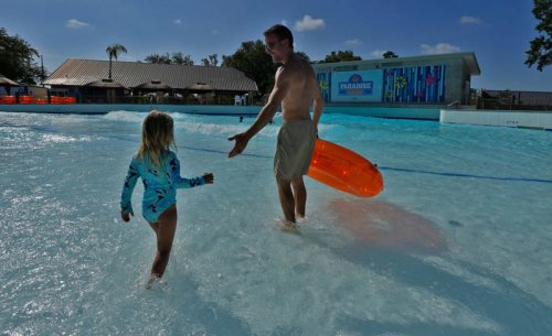 $4 million wave pool opens at Cape Coral's Sun Splash water park
