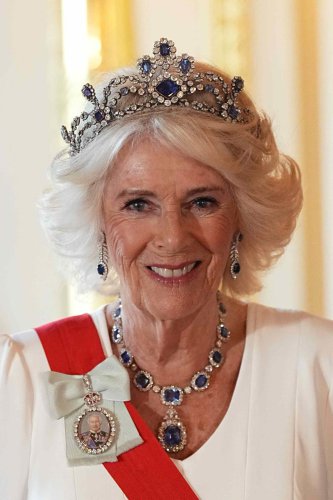 Queen Camilla Wears Over $12 Million in Queen Elizabeth&rsquo;s Sapphires for Glittering State Banquet